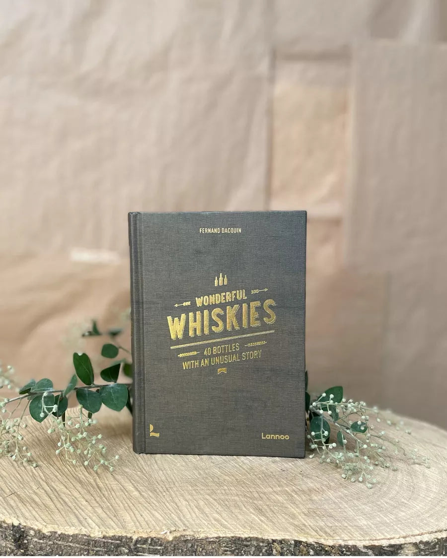 Livro Wonderful Whiskies: 40 Bottles With an Unusual Story