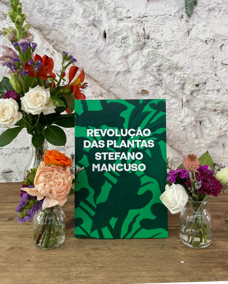 Livro Revolução das Plantas - Stefano Mancuso