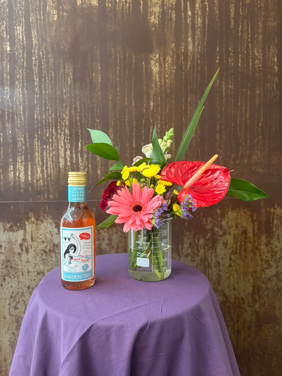 Mini Vinho com Flores